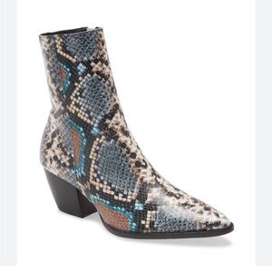 Matisse Caty leather western snake print ankle boots 7
